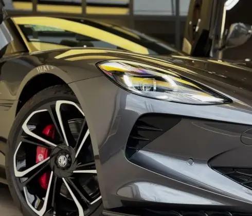 Carro 77 KW ELÉTRICO GT AWD