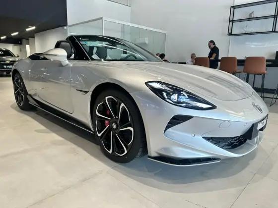 Carro 77 KW ELÉTRICO GT AWD