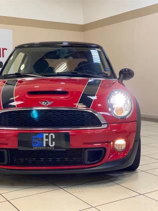 Carro 1.6 S 16V TURBO GASOLINA 2P AUTOMÁTICO