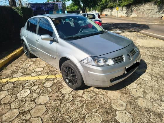 Carro 2.0 DYNAMIQUE SEDAN 16V GASOLINA 4P AUTOMÁTICO