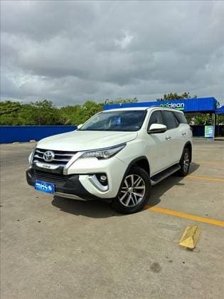 Carro 2.8 SRX 4X4 7 LUGARES 16V TURBO INTERCOOLER DIESEL 4P AUTOMÁTICO