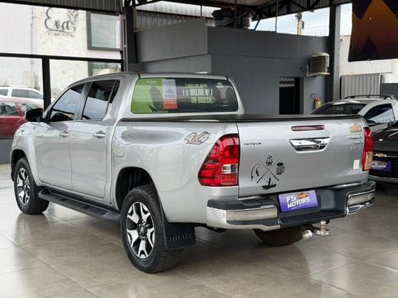 Carro 2.8 SRX 4X4 CD 16V DIESEL 4P AUTOMÁTICO