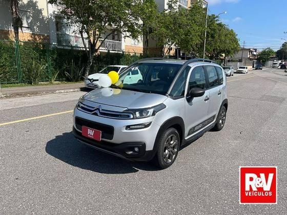 Carro 1.6 FEEL 16V FLEX 4P AUTOMÁTICO