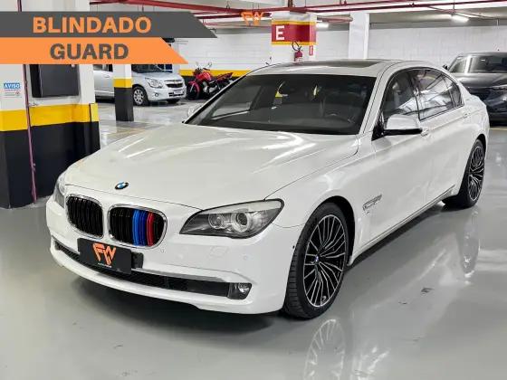 Carro 4.4 V8 32V ACTIVEHYBRID AUTOMÁTICO