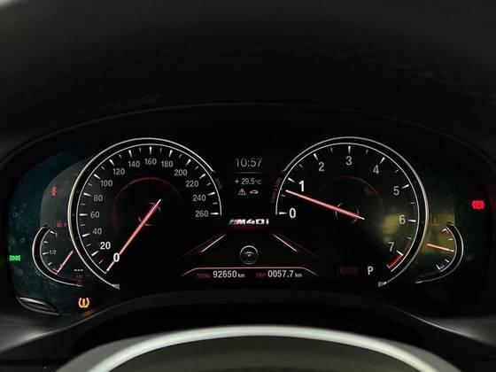 Carro 3.0 TWINPOWER GASOLINA M40I STEPTRONIC