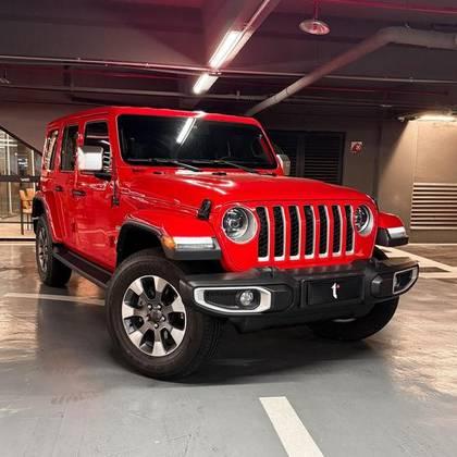 Carro 2.0 TURBO GASOLINA SAHARA 4P 4X4 AT8