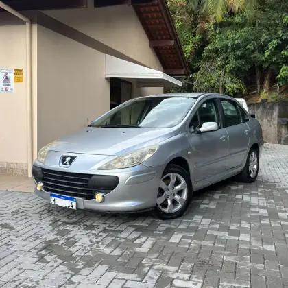 Carro 1.6 PRESENCE SEDAN 16V FLEX 4P MANUAL