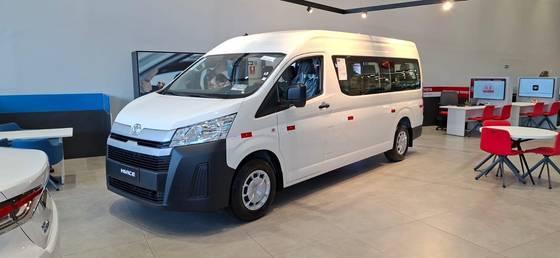 Carro 2.8 D-4D TURBO DIESEL MINIBUS 15+1 DX AUTOMÁTICO