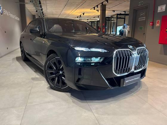 Carro ELÉTRICO XDRIVE60 M SPORT