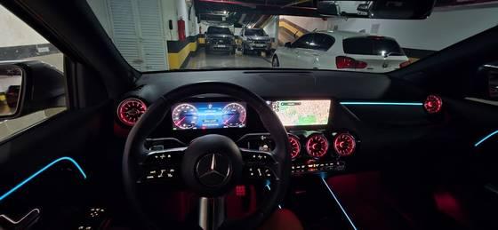 Carro 1.3 MHEV AMG LINE 7G-DCT