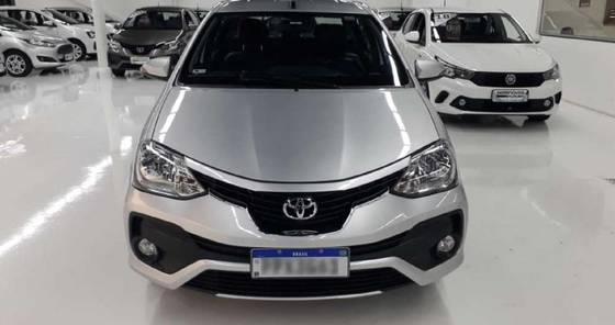 Carro 1.5 PLATINUM SEDAN 16V FLEX 4P AUTOMÁTICO