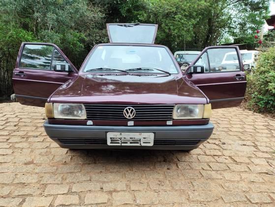 Carro 1.6 CLUB 8V ÁLCOOL 2P MANUAL