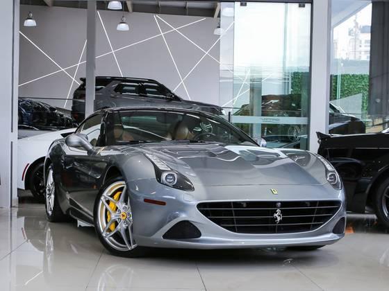 Carro 3.9 T CONVERSÍVEL V8 TURBO GASOLINA 2P AUTOMÁTICO