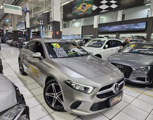 Carro 1.3 CGI GASOLINA STYLE SEDAN 7G-DCT