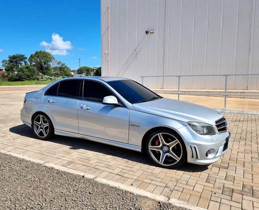 Carro 1.8 KOMPRESSOR CLASSIC 16V GASOLINA 4P AUTOMÁTICO