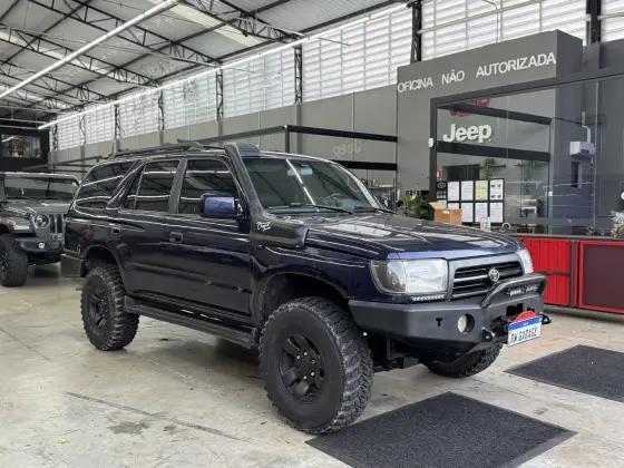 Carro 3.0 4X4 8V TURBO DIESEL 4P MANUAL