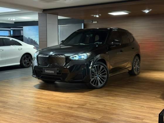 Carro ELÉTRICO XDRIVE30 M SPORT