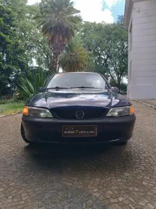 Carro 2.0 MPFI GL 8V GASOLINA 4P MANUAL