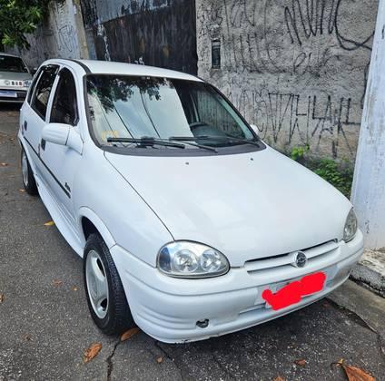 Carro 1.0 MPFI SUPER 8V GASOLINA 4P MANUAL