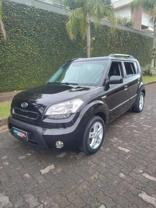 Carro 1.6 U.102 16V GASOLINA 4P MANUAL