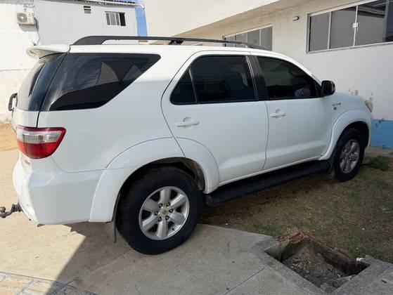 Carro 3.0 SRV 4X4 7 LUGARES 16V TURBO INTERCOOLER DIESEL 4P AUTOMÁTICO