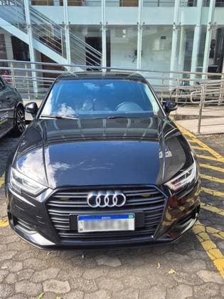 Carro 2.0 TFSI GASOLINA SEDAN PERFORMANCE BLACK S-TRONIC
