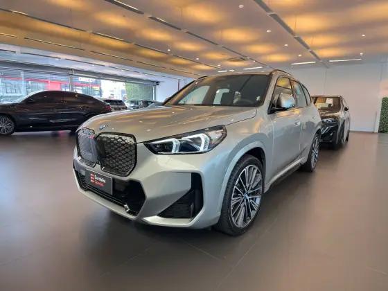Carro ELÉTRICO XDRIVE30 M SPORT