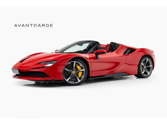 Carro 4.0 V8 TURBO PHEV SPIDER F1-DCT