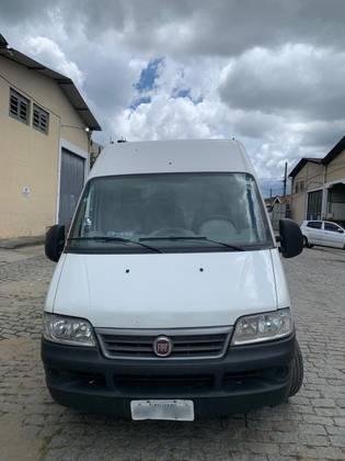 Carro 2.3 MAXICARGO 12 16V TURBO DIESEL 4P MANUAL