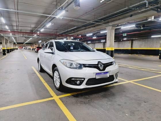 Carro 2.0 DYNAMIQUE 16V FLEX 4P AUTOMÁTICO