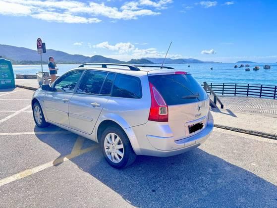 Carro 1.6 DYNAMIQUE GRAND TOUR 16V FLEX 4P MANUAL