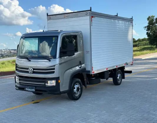 Carro 2.8 TURBO DIESEL CHASSI 4X2 MANUAL