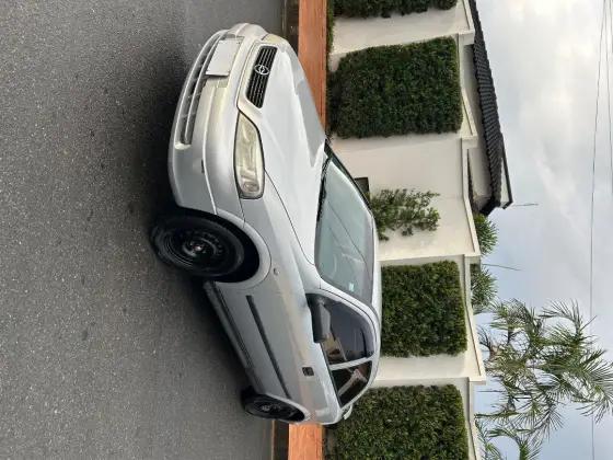 Carro 1.8 MPFI GL 8V GASOLINA 2P MANUAL