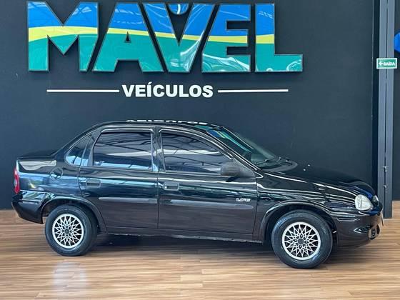 Carro 1.0 MPFI CLASSIC SEDAN LIFE 8V FLEX 4P MANUAL