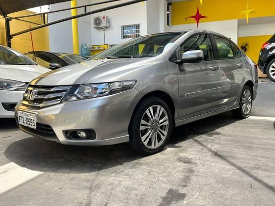 Carro 1.5 LX 16V FLEX 4P AUTOMÁTICO