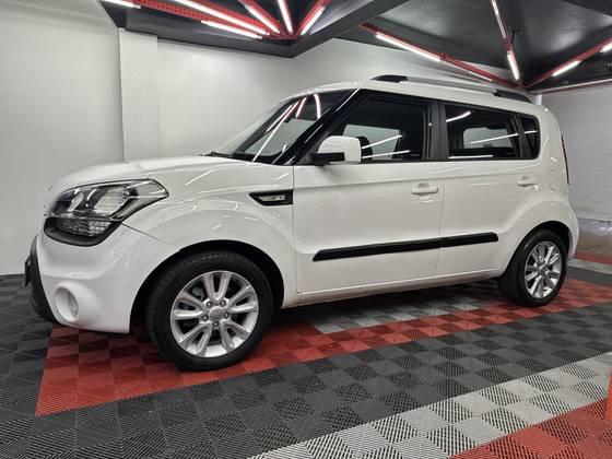 Carro 1.6 U.174 16V FLEX 4P AUTOMÁTICO