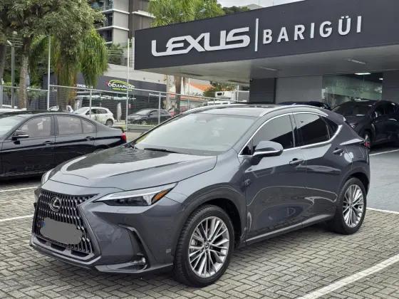 Carro 2.5 16V VVT-I HYBRID LUXURY CVT AWD