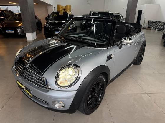 Carro 1.6 CABRIO 16V GASOLINA 2P AUTOMÁTICO