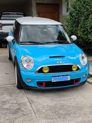 Carro 1.6 S 16V TURBO GASOLINA 2P AUTOMÁTICO