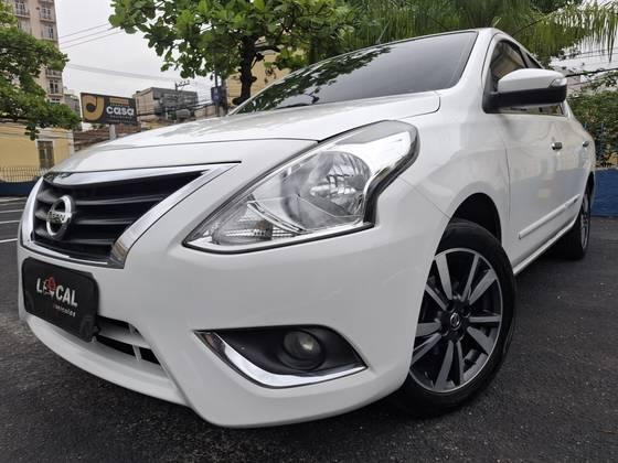 Carro 1.6 16V FLEXSTART V-DRIVE PREMIUM XTRONIC