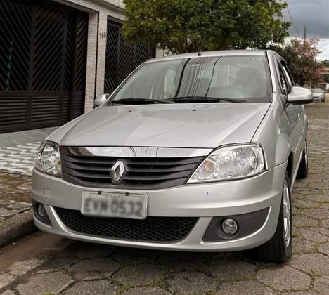 Carro 1.6 EXPRESSION 8V FLEX 4P MANUAL