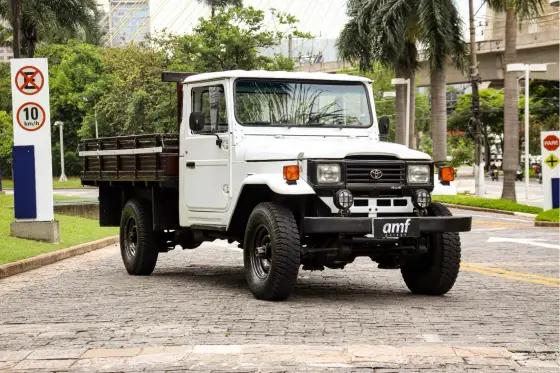 Carro 3.7 BJ55LP-BL3 4X4 CS DIESEL 2P MANUAL