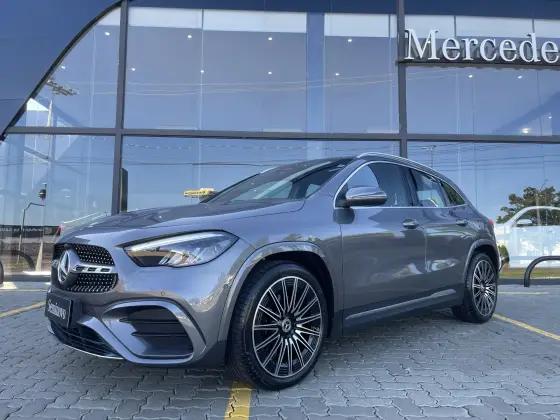 Carro 1.3 MHEV AMG LINE 7G-DCT