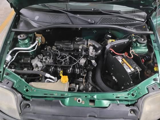 Carro 1.0 RL 8V GASOLINA 4P MANUAL