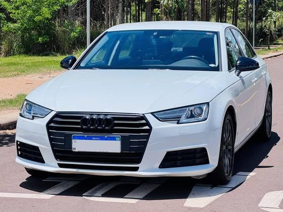 Carro 2.0 TFSI ATTRACTION GASOLINA 4P S TRONIC