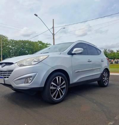 Carro 2.0 MPFI GLS 4X2 16V GASOLINA 4P AUTOMÁTICO