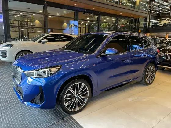 Carro ELÉTRICO XDRIVE30 M SPORT