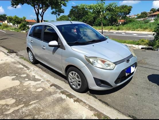 Carro 1.0 ROCAM SE SEDAN 8V FLEX 4P MANUAL