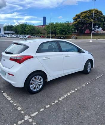 Carro 1.0 COMFORT STYLE 12V FLEX 4P MANUAL