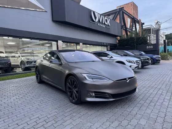 Carro P100D PERFORMANCE AWD ELÉTRICO